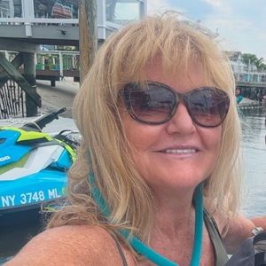 Meet your Posher, Patricia